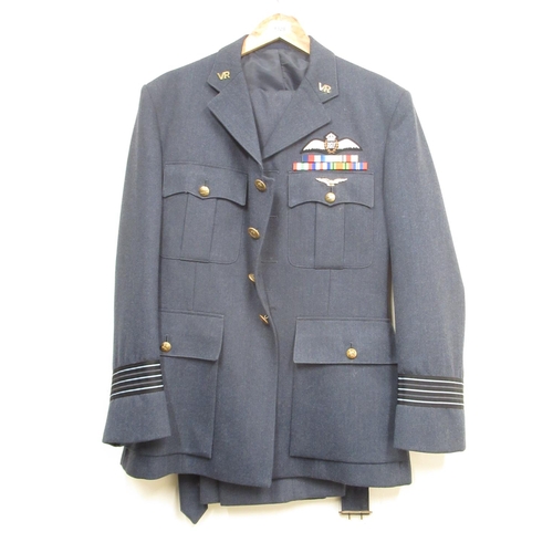 1328 - WWII Royal Air Force Volunteer Reserve Wing Commander uniform with trousers and peak cap, with 1939-... 