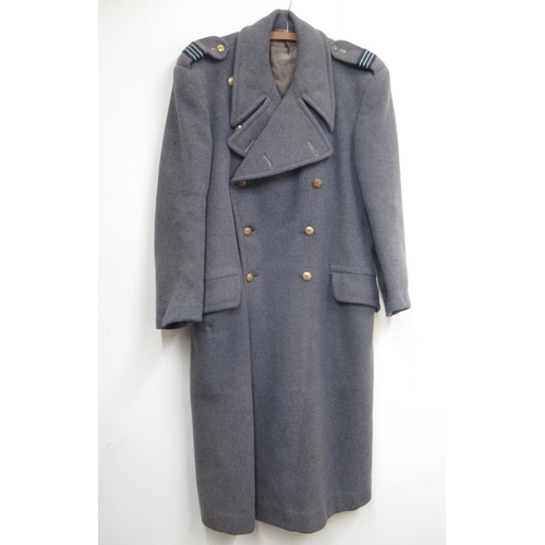 1337 - Royal Air Force Squadron Leader large woollen greatcoat, size 42 regular