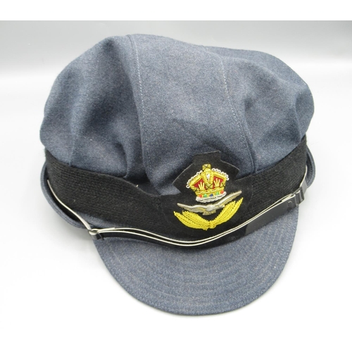 1348 - Women's Royal Air Force unform with skirt and cap, size 154/84/64