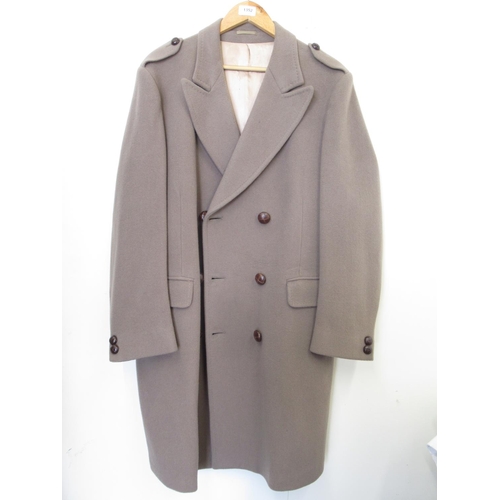 1352 - Dunn and Co officer's Crombie woollen great coat, W57cm