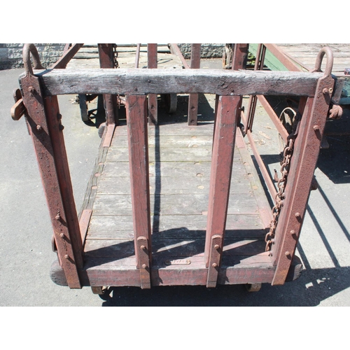 1268 - Heavy duty Railway cart, cast iron wheels with two pivoting, wood and iron rails. Reg' number 50791 ... 