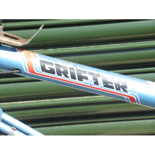 1298 - Raleigh Grifter retro bike, in good condition with localised areas of age-related wear