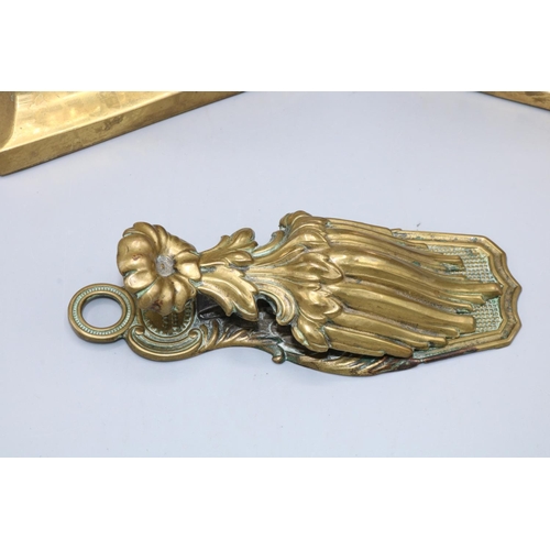 687 - Victorian Merry Phipson and Parkers brass letter clip, with embossed floral and foliate decoration, ... 