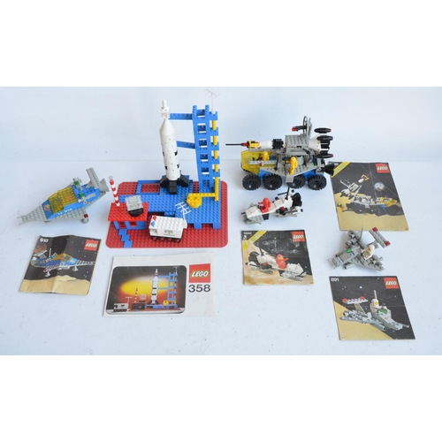 279 - Five vintage unboxed though complete Lego/Legoland Space sets to include early set 358, 891, 918, 68... 