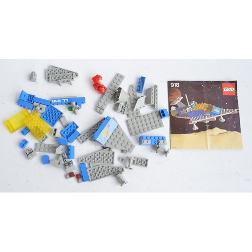 284 - Collection of five vintage unboxed and previously used Lego/Legoland Space sets to include 918 (with... 