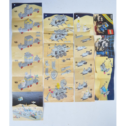 285 - Collection of vintage Lego/Legoland Space sets and parts, please refer to photos for exact lot conte... 