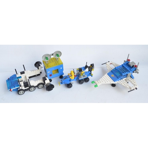 285 - Collection of vintage Lego/Legoland Space sets and parts, please refer to photos for exact lot conte... 