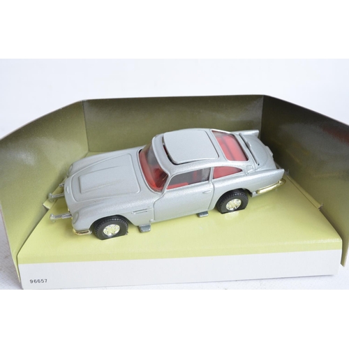 347 - Collection of mostly James Bond themed diecast model vehicles from Corgi to include limited edition ... 