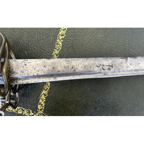 1436 - British Dragoons / cavalry type sword, circa 1800, 34