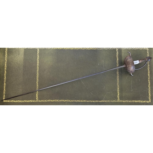 1460 - Circa 17th century cup hilt rapier sword, 33.5