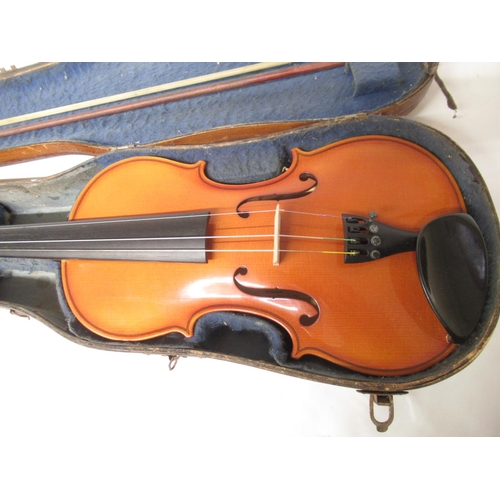 412 - Andreas Teller Romanian for Stentor Music Co. Ltd violin with bow in wood carry case, lacking 1 stri... 