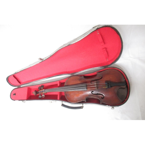 412 - Andreas Teller Romanian for Stentor Music Co. Ltd violin with bow in wood carry case, lacking 1 stri... 