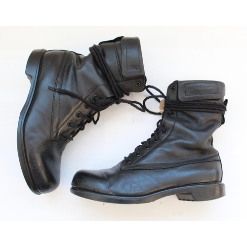 1393 - Collection of men's military shoes for various ranks and a pair air crew boots (7-7 1/2 )