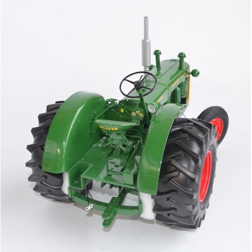 370 - Franklin Mint 1/12 scale highly detailed Oliver Super 99 Tractor model. Overall condition would be n... 