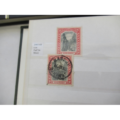 650 - Collection of C19th & C20th International stamps to inc. folder cont. Bahamas stamps, 2 folders cont... 