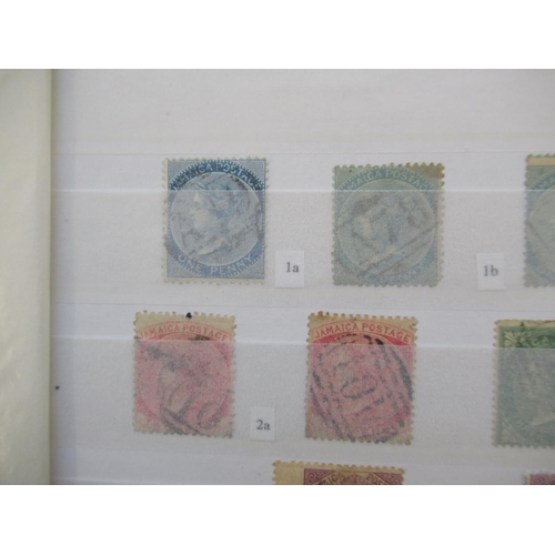 650 - Collection of C19th & C20th International stamps to inc. folder cont. Bahamas stamps, 2 folders cont... 