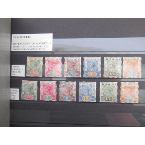 659 - Collection of C19th/20th International stamps to inc. album cont. Grenada stamps, album cont. Trinid... 