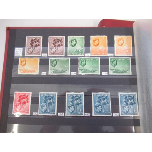 659 - Collection of C19th/20th International stamps to inc. album cont. Grenada stamps, album cont. Trinid... 