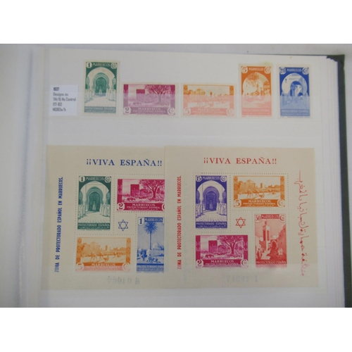 663 - Collection of C19th/20th International stamps to inc. album cont. Papua New Guinea stamps, album con... 