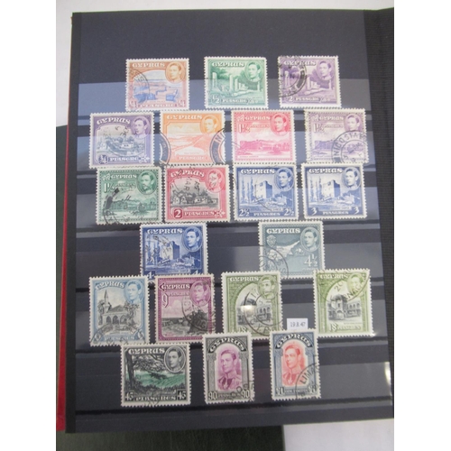 663 - Collection of C19th/20th International stamps to inc. album cont. Papua New Guinea stamps, album con... 