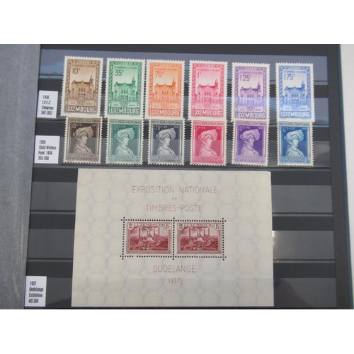 665 - Collection of C19th/20th International stamps to inc. album cont. Greek stamps, album cont. Czechosl... 