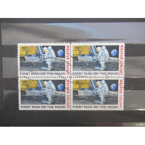 672 - Collection of USA FDC's, stamps (mostly relating to Space and walking on the moon) and stamps on env... 