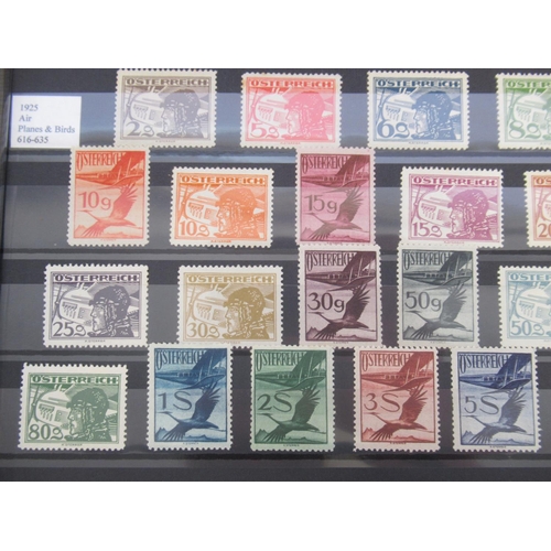 677 - Collection of C19th/20th International Stamps from Austria, Switzerland, Hungary and SAAR in 4 album... 