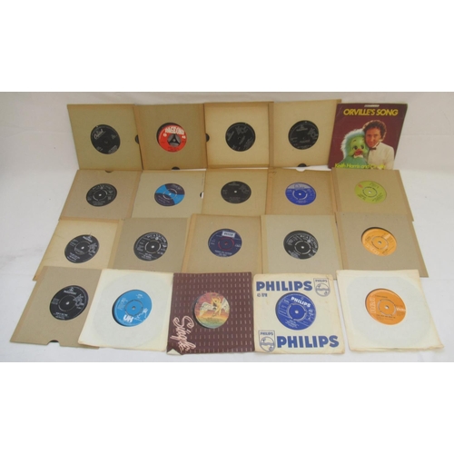 865 - Collection of LPs and 45s to inc. The Shadows, Kinks, The Moody Blues, Eddie Cochran, Bill Haley, Sh... 