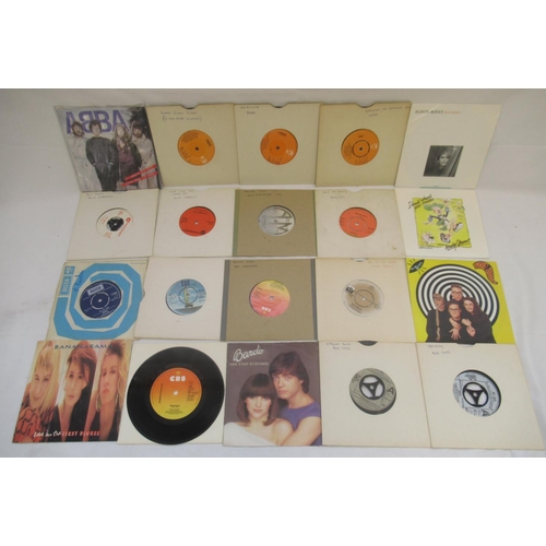 867 - Mixed collection of 45 and 33 RPM records to inc. Abba, Alison Moyet, Bee Gees, Blondie, Billy Ocean... 