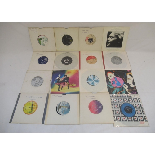 867 - Mixed collection of 45 and 33 RPM records to inc. Abba, Alison Moyet, Bee Gees, Blondie, Billy Ocean... 