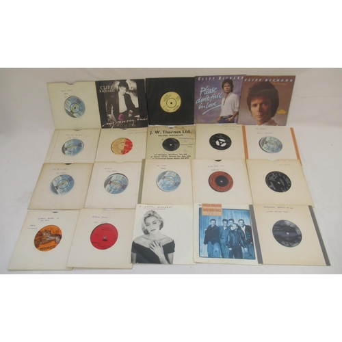 867 - Mixed collection of 45 and 33 RPM records to inc. Abba, Alison Moyet, Bee Gees, Blondie, Billy Ocean... 