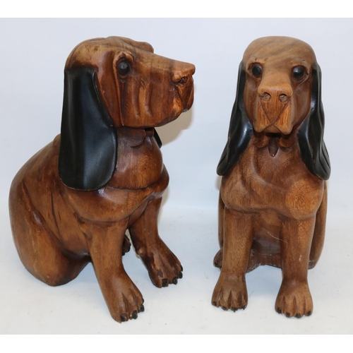 792 - Tommy Cannon Collection: Pair of carved wood basset hounds, H39cm