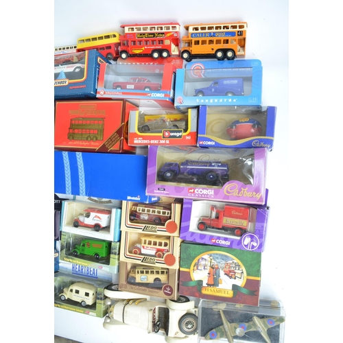 365 - Extensive collection of boxed and unboxed mostly diecast vehicle models, various scales and manufact... 