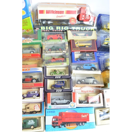 366 - Mixed lot to include a large collection of boxed and unboxed mostly diecast vehicle models from Soli... 