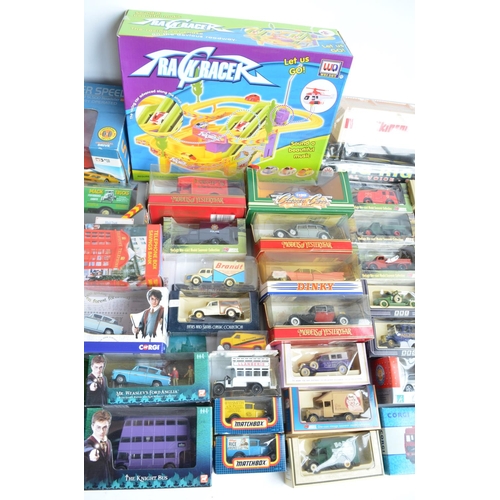 366 - Mixed lot to include a large collection of boxed and unboxed mostly diecast vehicle models from Soli... 