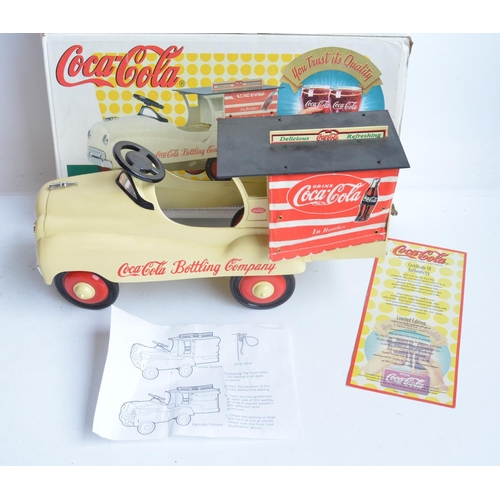 369 - Collection of Coca-Cola related models and items to include large scale Matchbox 1940 delivery van, ... 