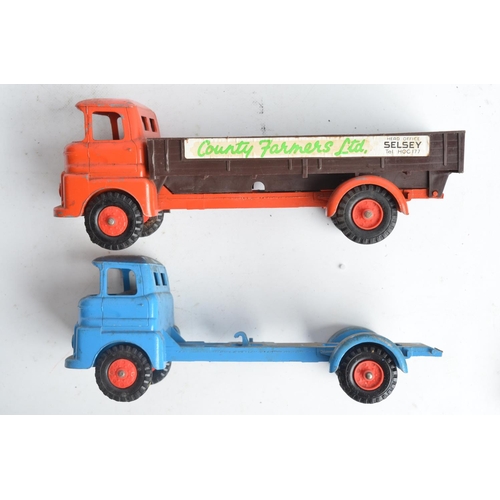 377 - Collection of vintage Corgi and Dinky tractor and farm models to include boxed Corgi Toys 60 Fordson... 