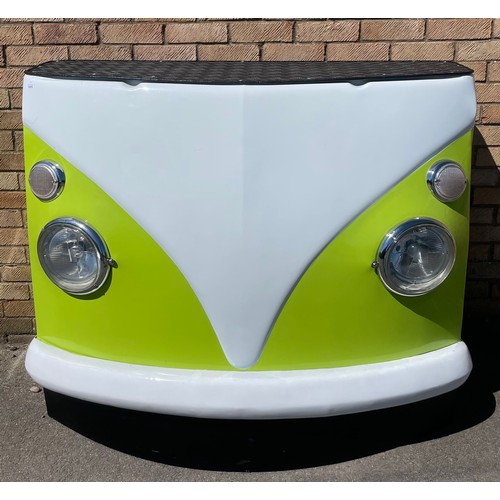 1205 - Shane Lynch collection - VW camper, table bar in white and green, with working headlights, H103cm