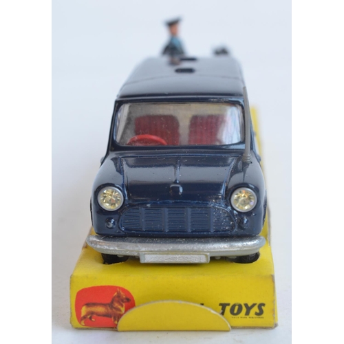 386 - Vintage boxed Corgi Toys 448 BMC Mini Police van with tracker dog (model in excellent condition, ple... 