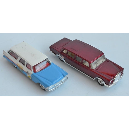 392 - Two vintage boxed Corgi diecast vehicle models to include 247 Mercedes-Benz 600 Pullman (model in ex... 