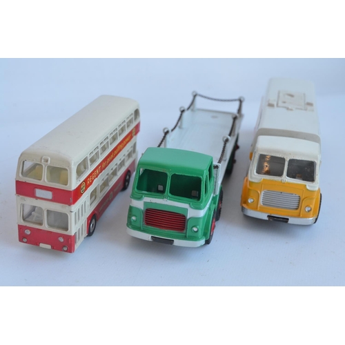 393 - Collection of vintage Dinky Toys to include 292 Leyland Atlantean bus (model fair/good, box poor wit... 