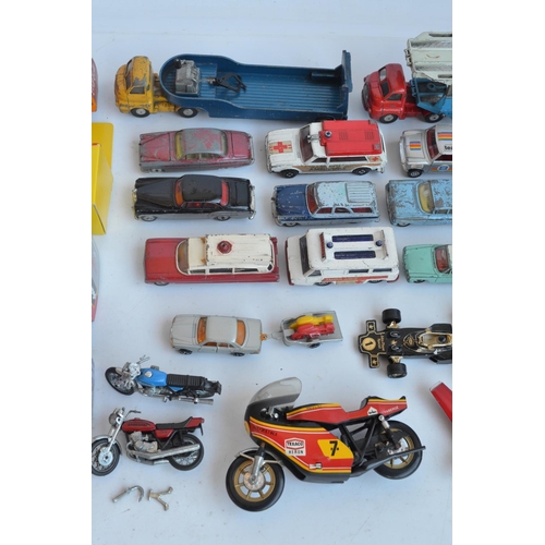 394 - Collection of mostly unboxed diecast models to include vintage examples from Corgi, Budgie, Dinky, M... 