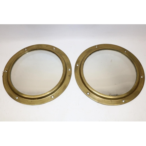 1331 - Julia Bradbury Collection: Pair of Porthole type wall mirrors in circular brass surrounds, D37cm (2)