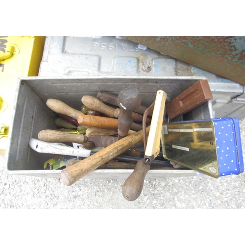 1362 - Large quantity of hand tools in vintage tool boxes, including spanners, screwdrivers, plyers, hammer... 