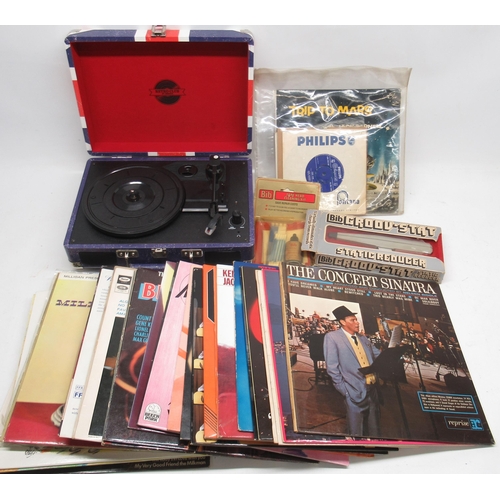 1210 - Zennox Retro Club portable record player with 33RPM records including Frank Sinatra, Jack Parnell, S... 