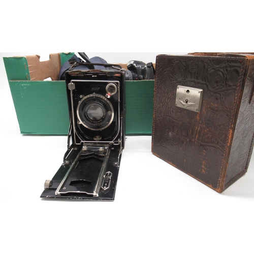 567 - F. Deckel Munich, Nagel 30 Compur folding plate camera with Jos. Schneider & Co. f:4.5 F=13.5cm lens... 