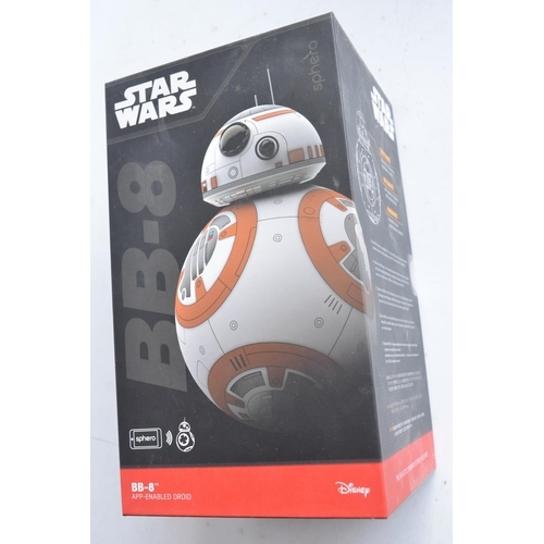 109 - Collection of Star Wars themed toys, models, model kits etc to include Jakks Pacific 20