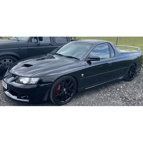 1207 - Shane Lynch collection - 2005 Holden Maloo UTE, finished in black with black interior, automatic gea... 