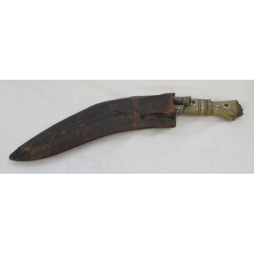 1559 - Buffalo horn-handled Kukri with original sheath and accompanying Chakmak and Karda. Blade L12''