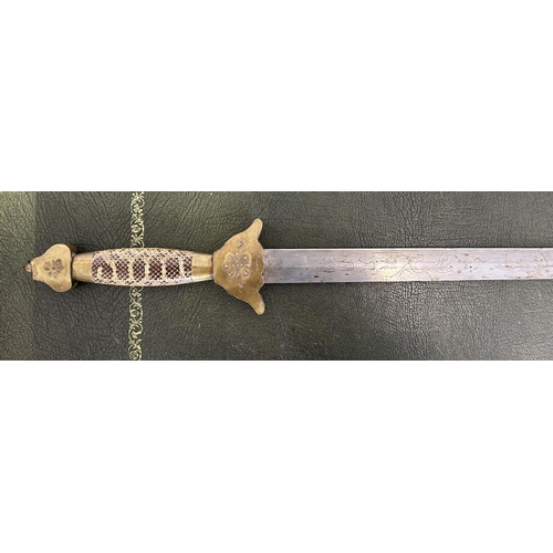 1481 - Early 20th century Chinese long sword, 30